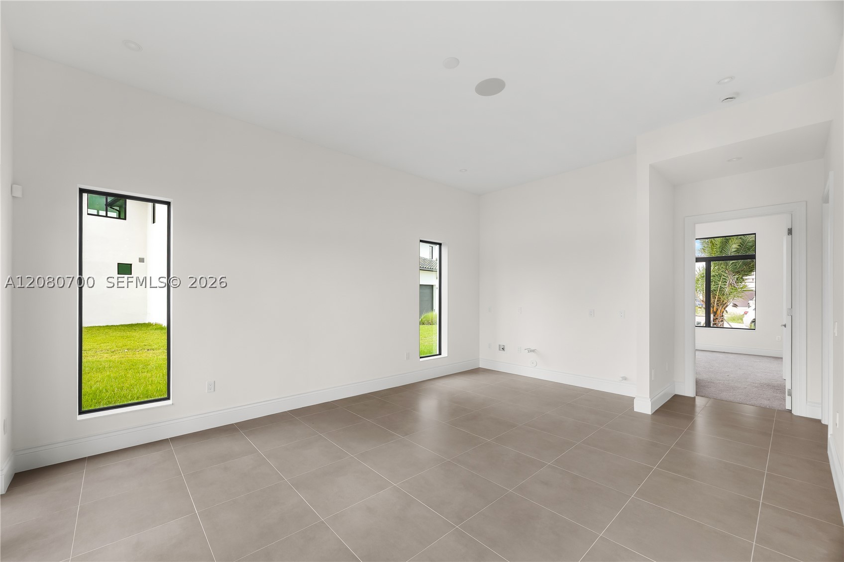 8540 NW 160th Terrace, Miami Lakes FL 33016