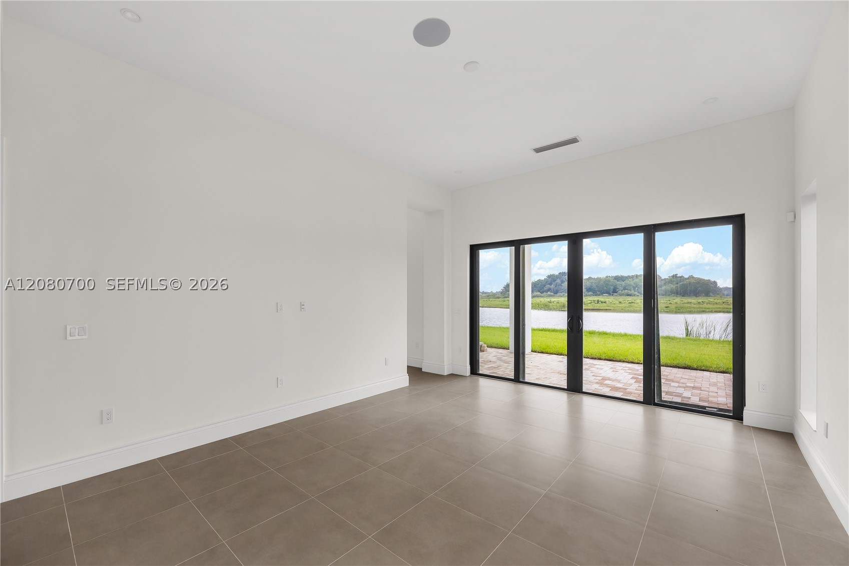 8540 NW 160th Terrace, Miami Lakes FL 33016