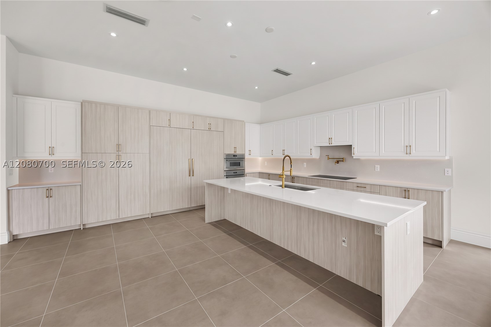 8540 NW 160th Terrace, Miami Lakes FL 33016