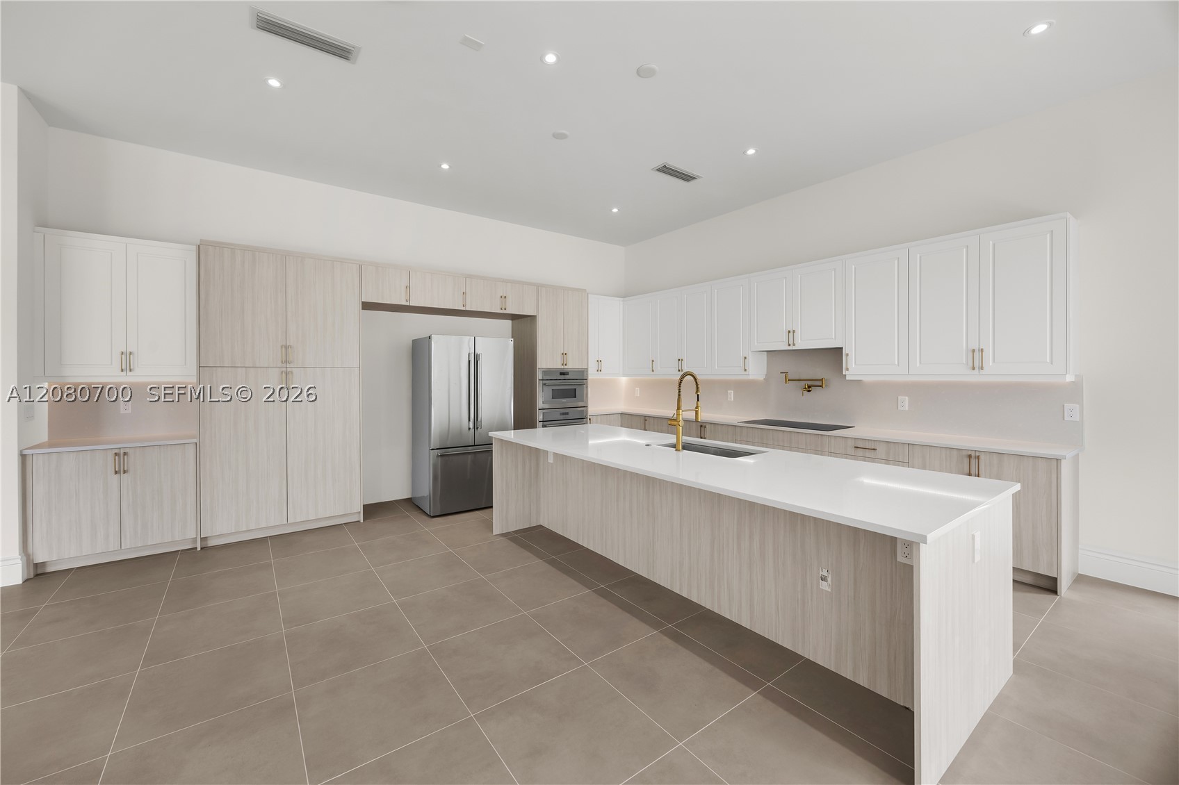 8540 NW 160th Terrace, Miami Lakes FL 33016