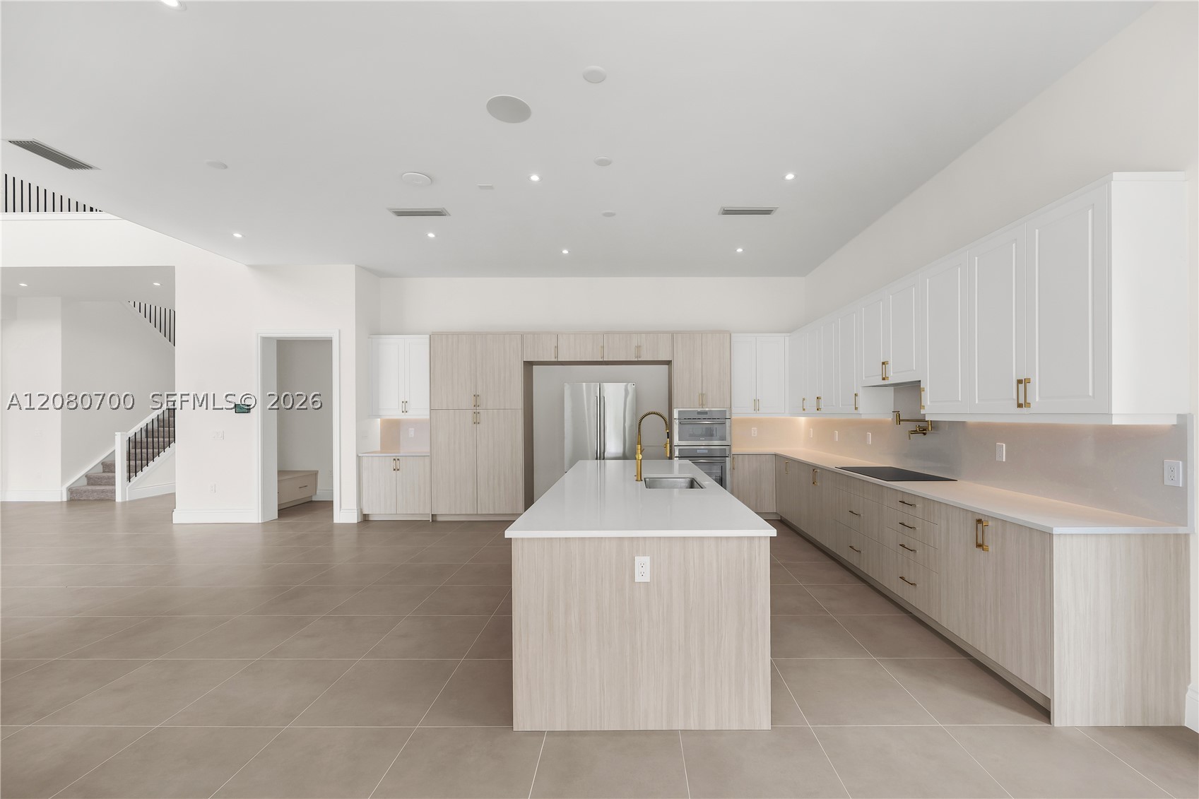 8540 NW 160th Terrace, Miami Lakes FL 33016