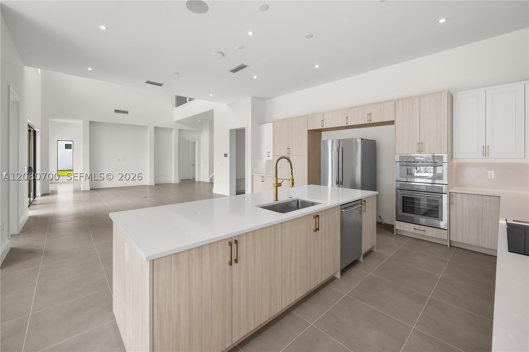 8540 NW 160th Terrace, Miami Lakes FL 33016