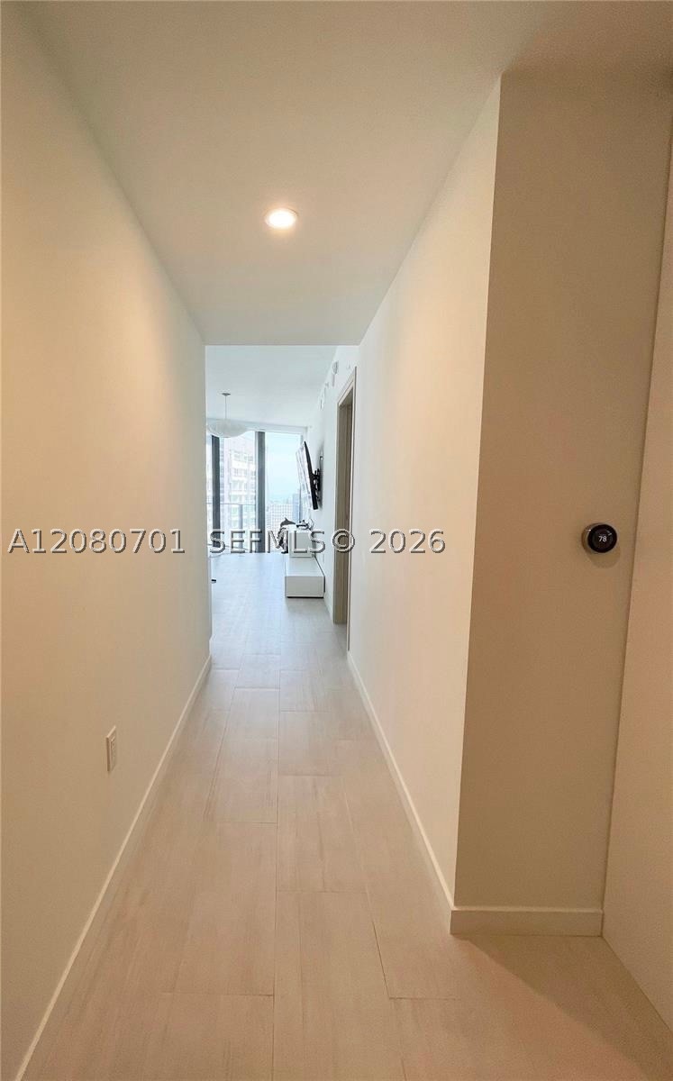 Miami FL 33131 - A12080701