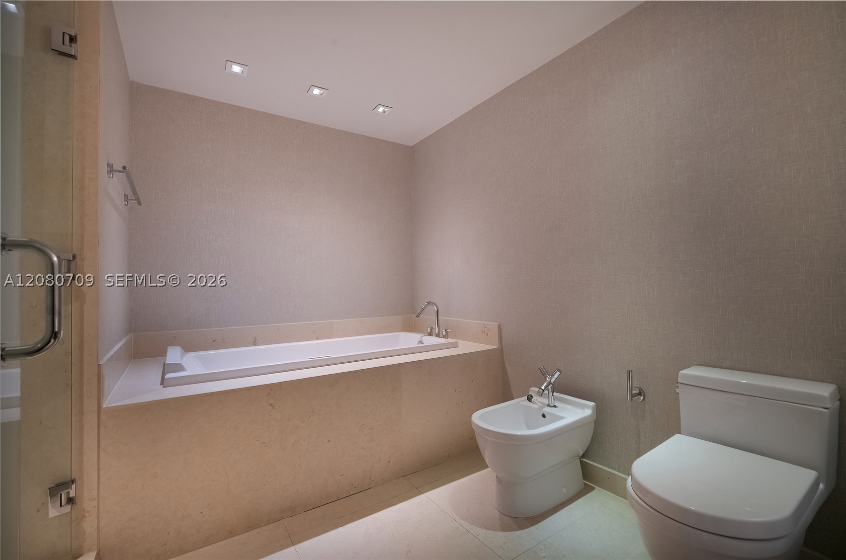 465 Brickell Ave #PH5701, Miami FL 33131