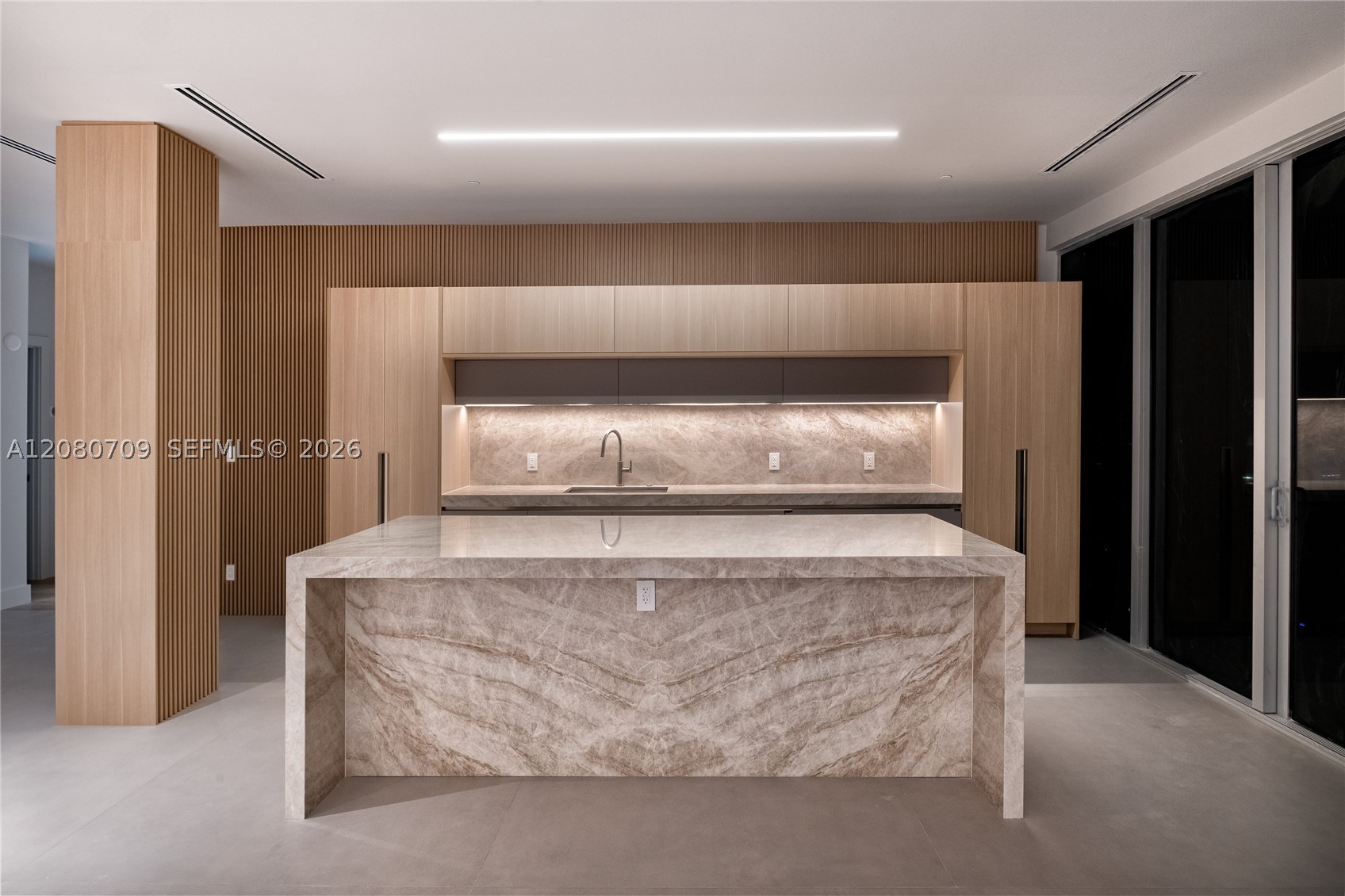 465 Brickell Ave #PH5701, Miami FL 33131
