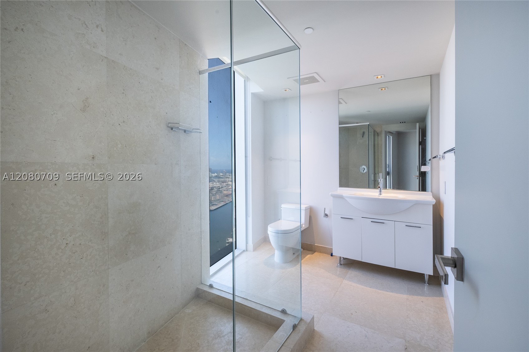 465 Brickell Ave #PH5701, Miami FL 33131