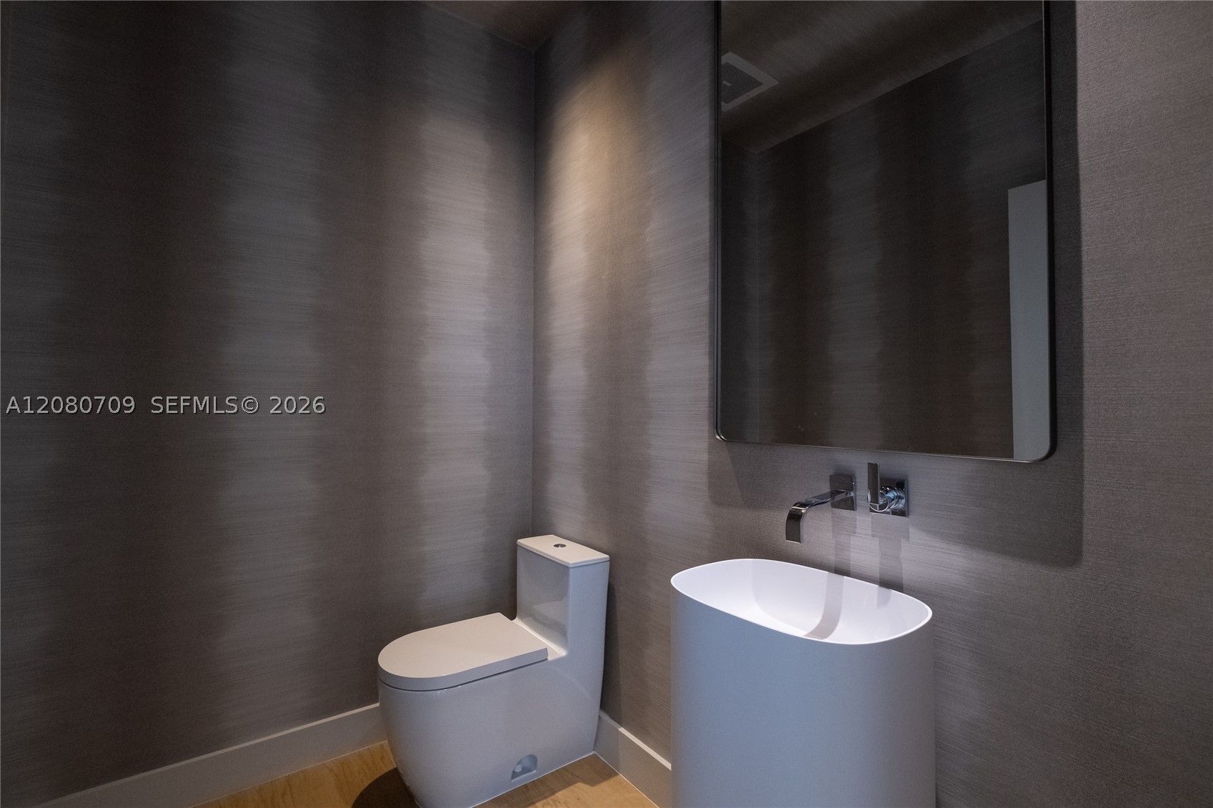 465 Brickell Ave #PH5701, Miami FL 33131