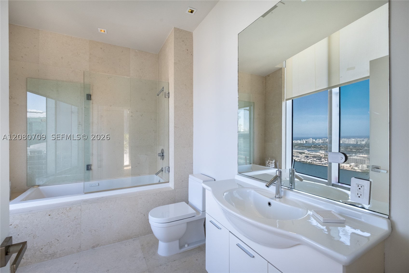 465 Brickell Ave #PH5701, Miami FL 33131