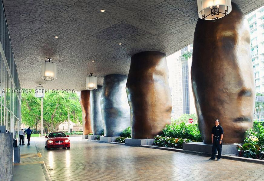 465 Brickell Ave #PH5701, Miami FL 33131
