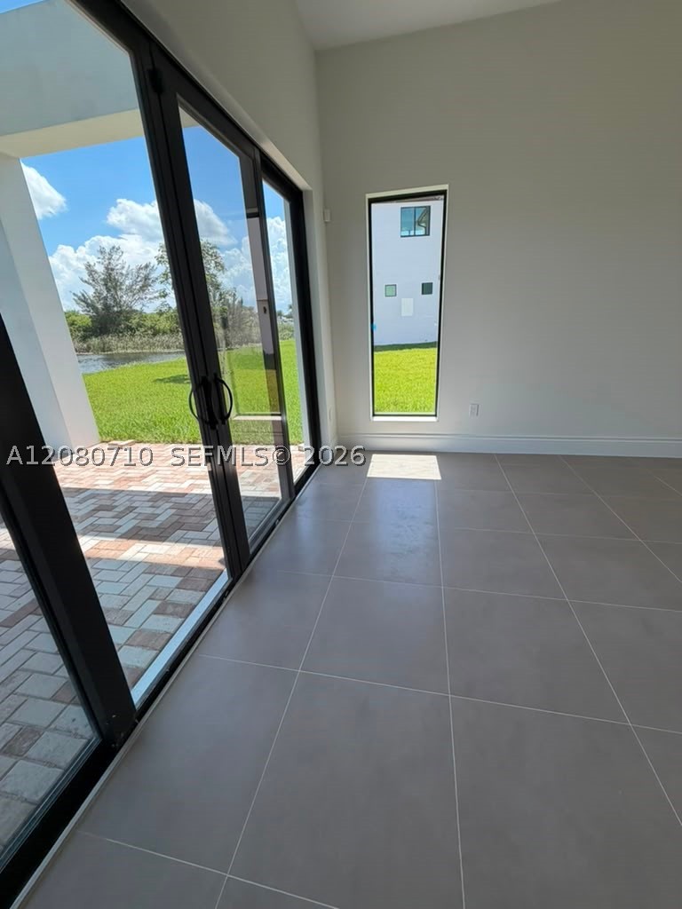 8540 NW 160th Terrace #1, Miami Lakes FL 33016