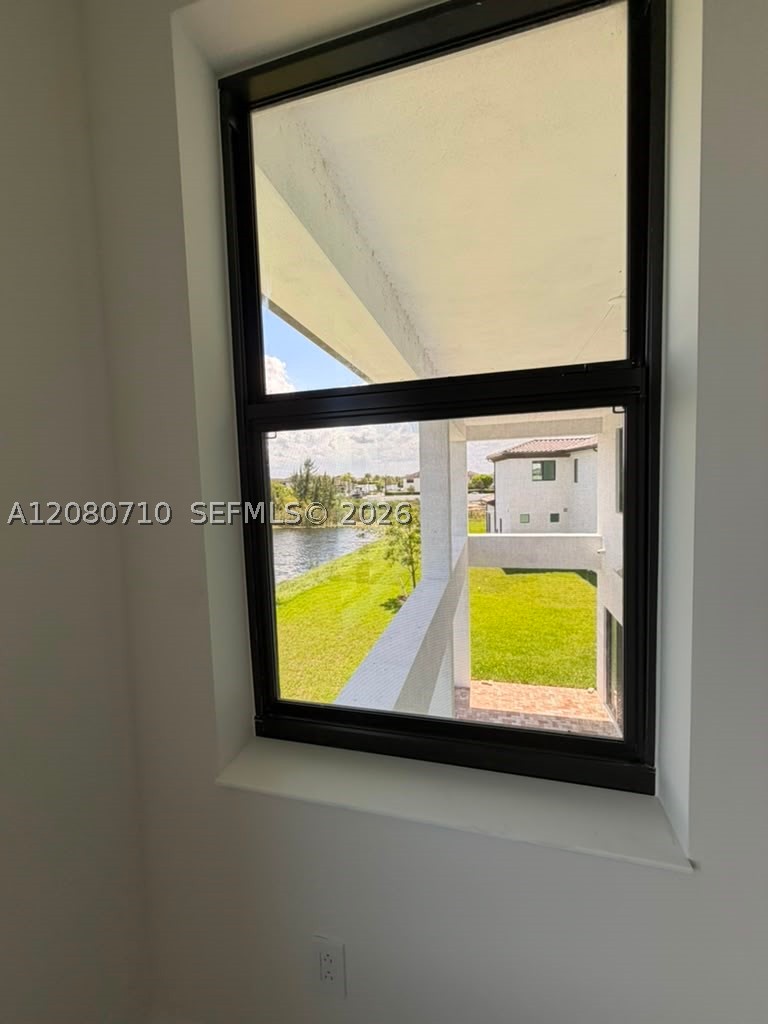 8540 NW 160th Terrace #1, Miami Lakes FL 33016