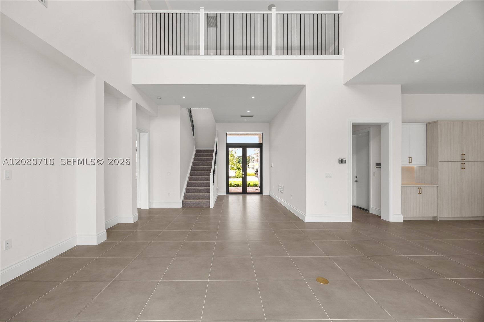 8540 NW 160th Terrace #1, Miami Lakes FL 33016