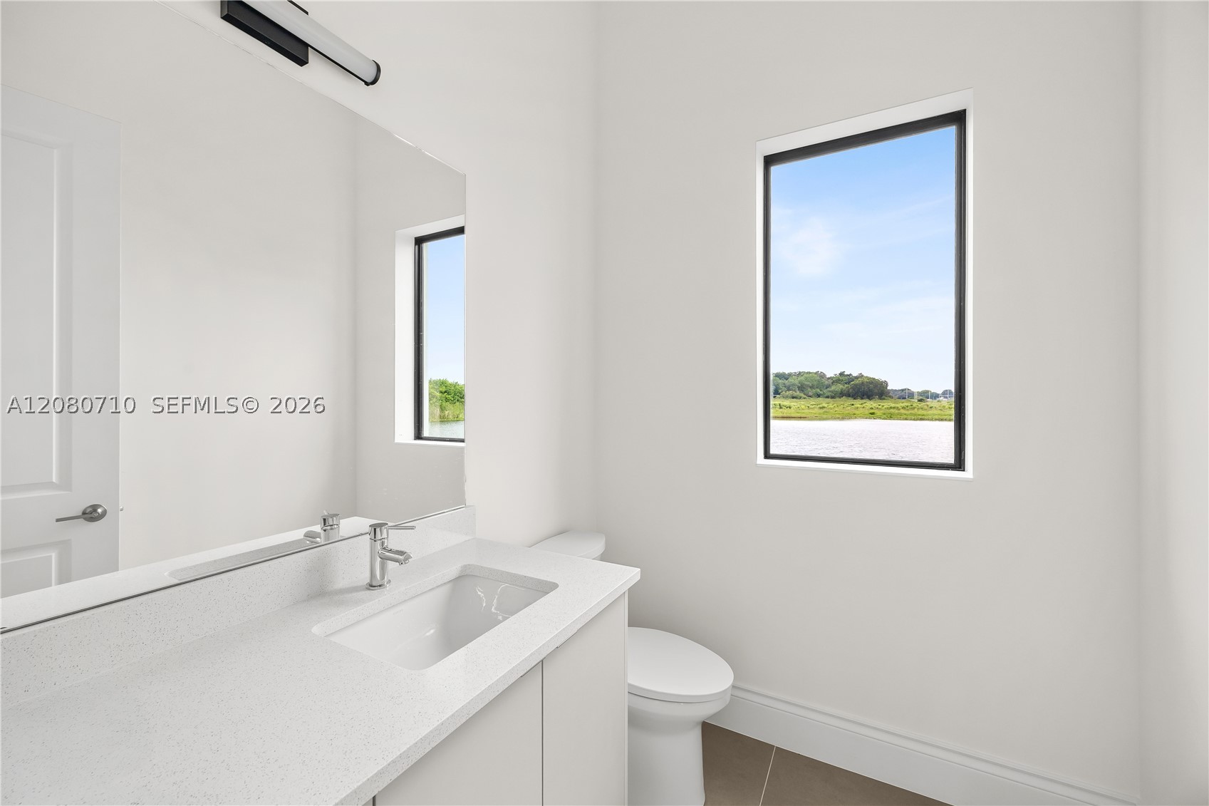 8540 NW 160th Terrace #1, Miami Lakes FL 33016