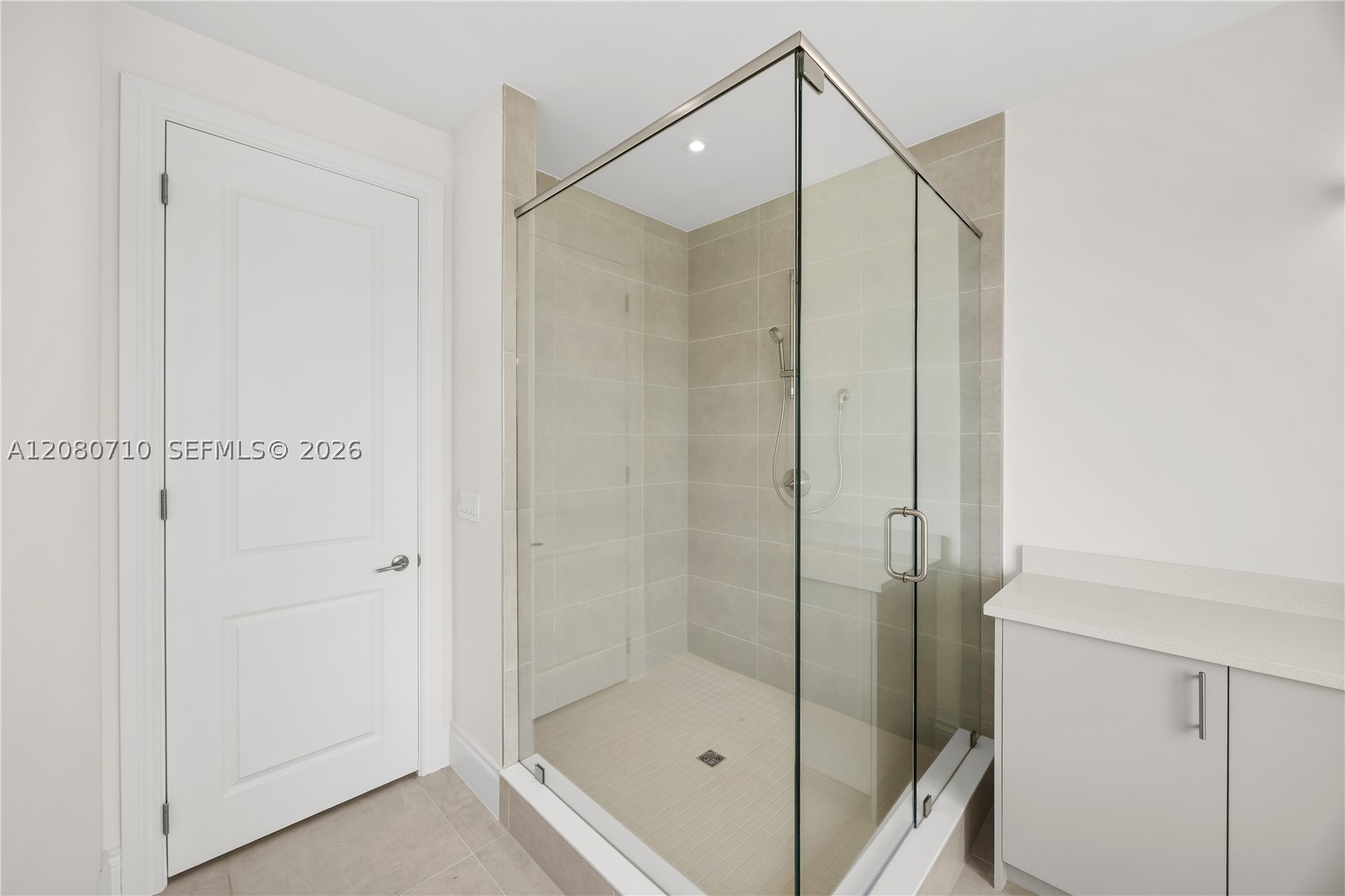 8540 NW 160th Terrace #1, Miami Lakes FL 33016