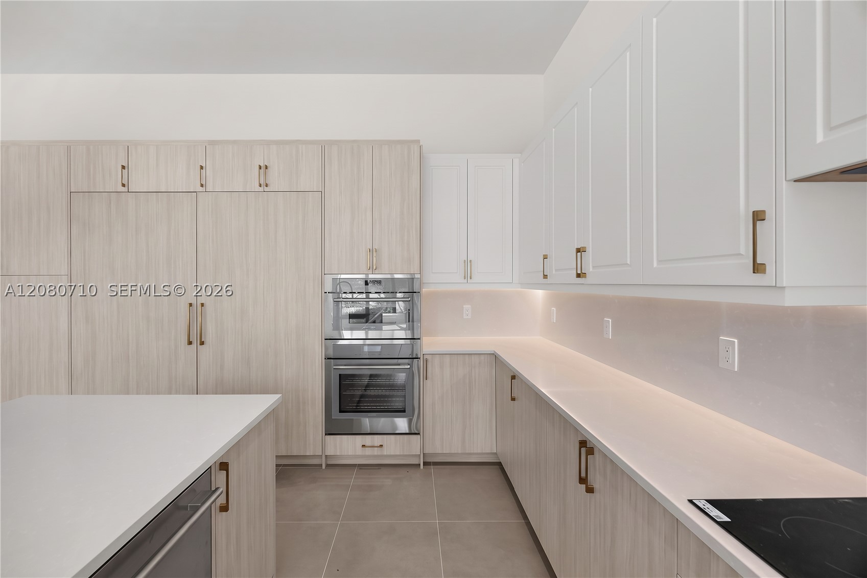8540 NW 160th Terrace #1, Miami Lakes FL 33016