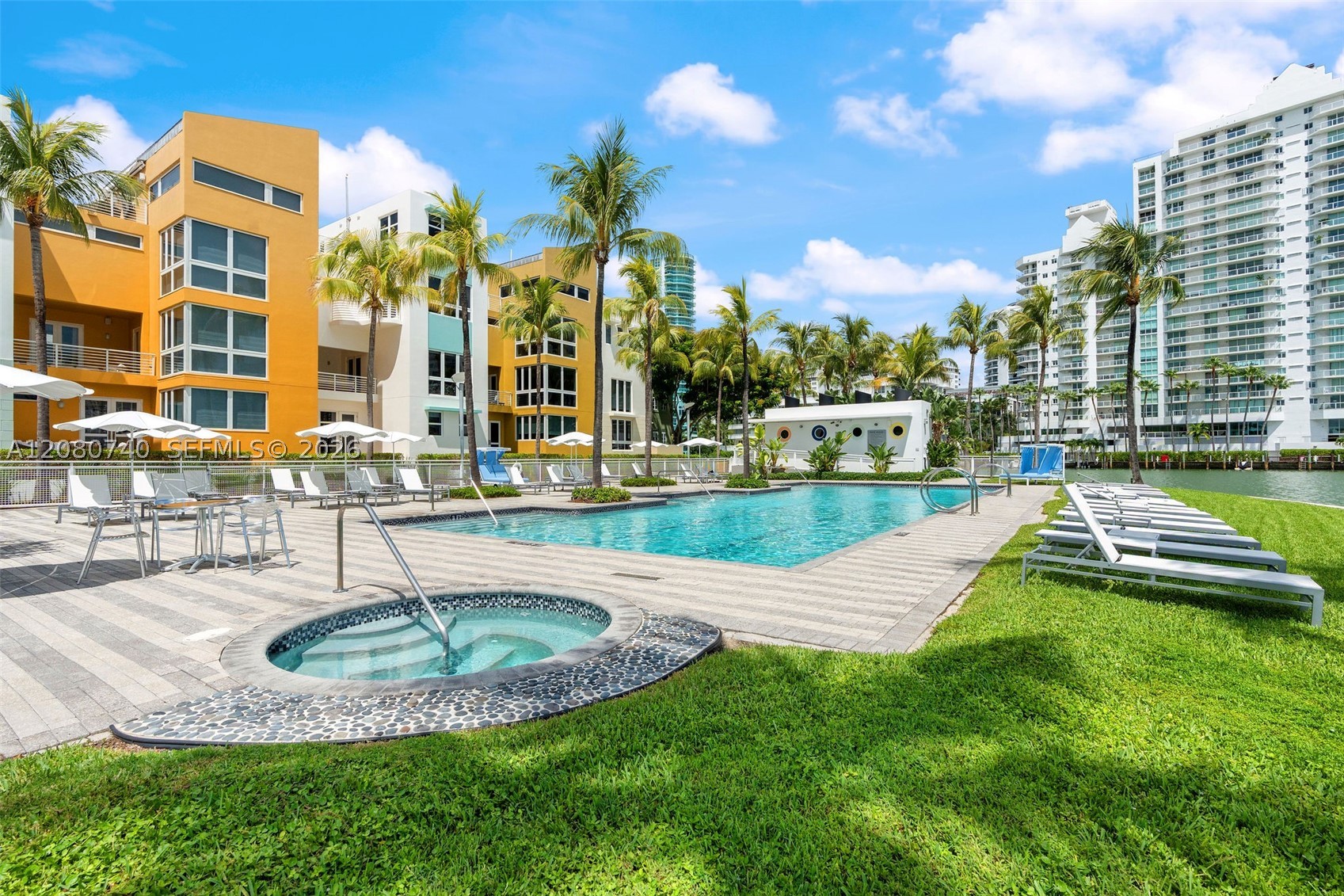 6103 Aqua Ave #702, Miami Beach FL 33141