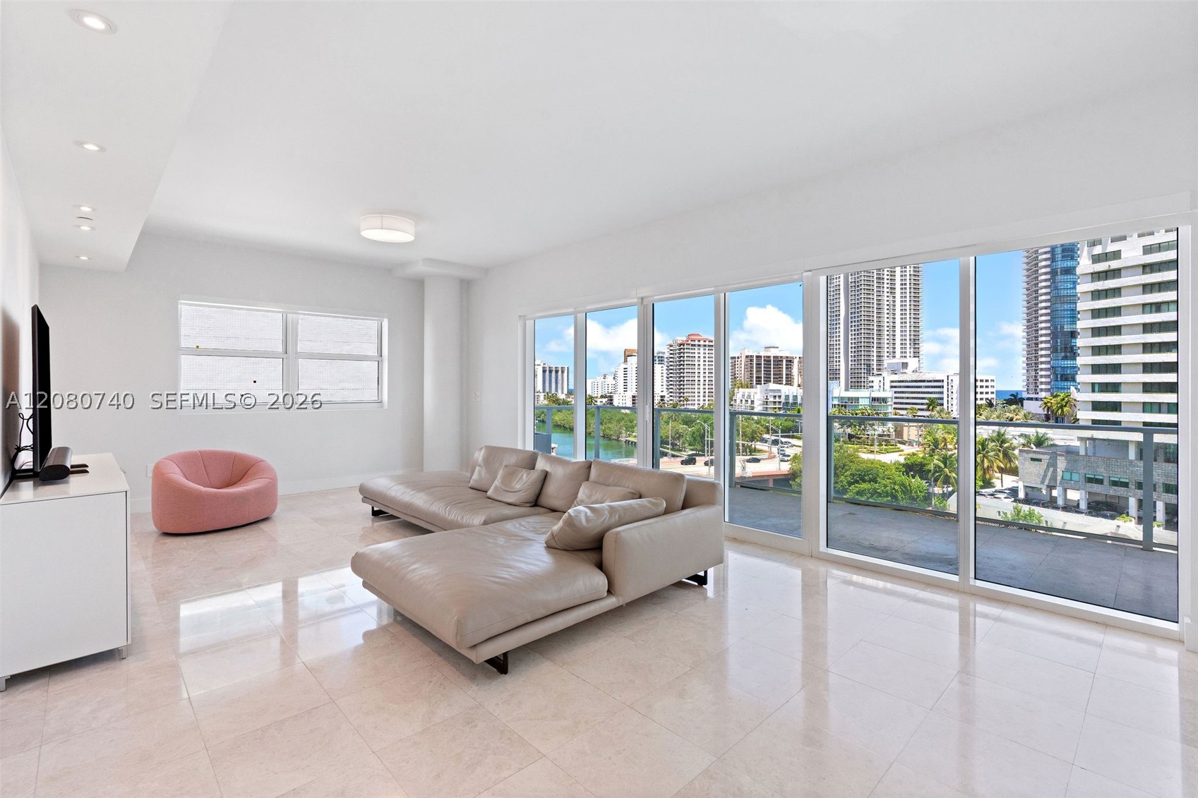6103 Aqua Ave #702, Miami Beach FL 33141