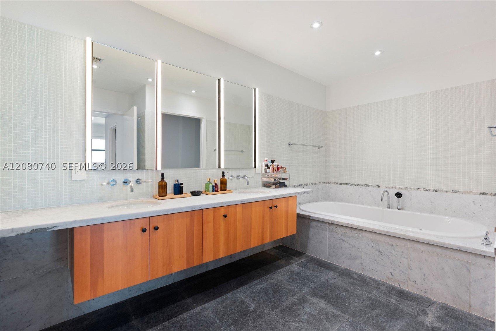 6103 Aqua Ave #702, Miami Beach FL 33141