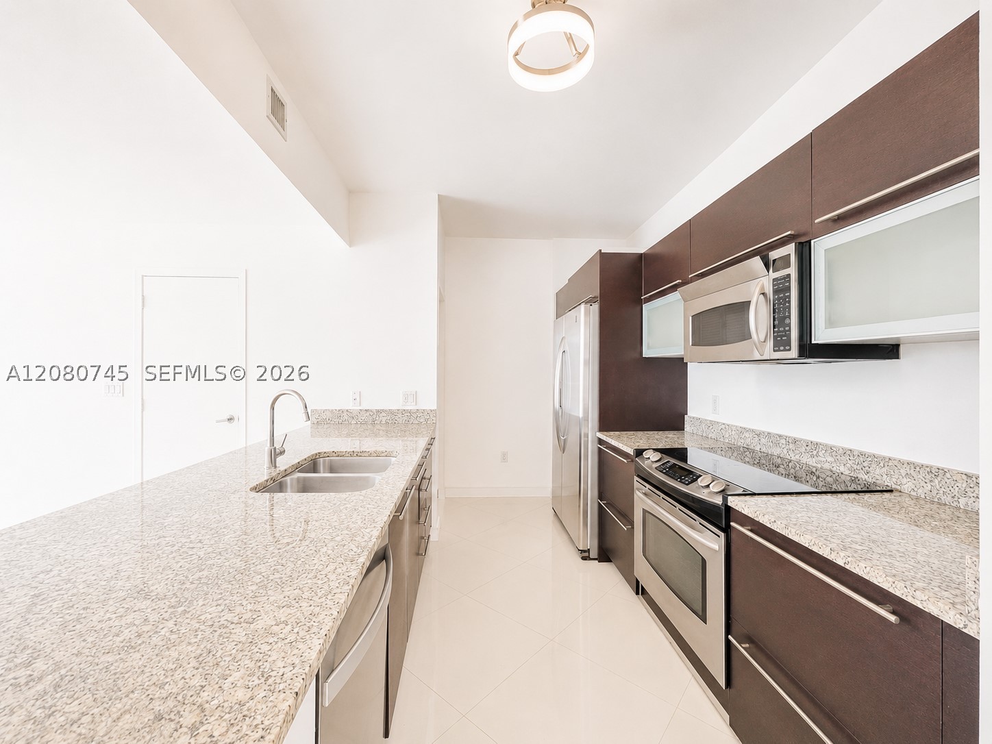 951 Brickell Ave #2407, Miami FL 33131