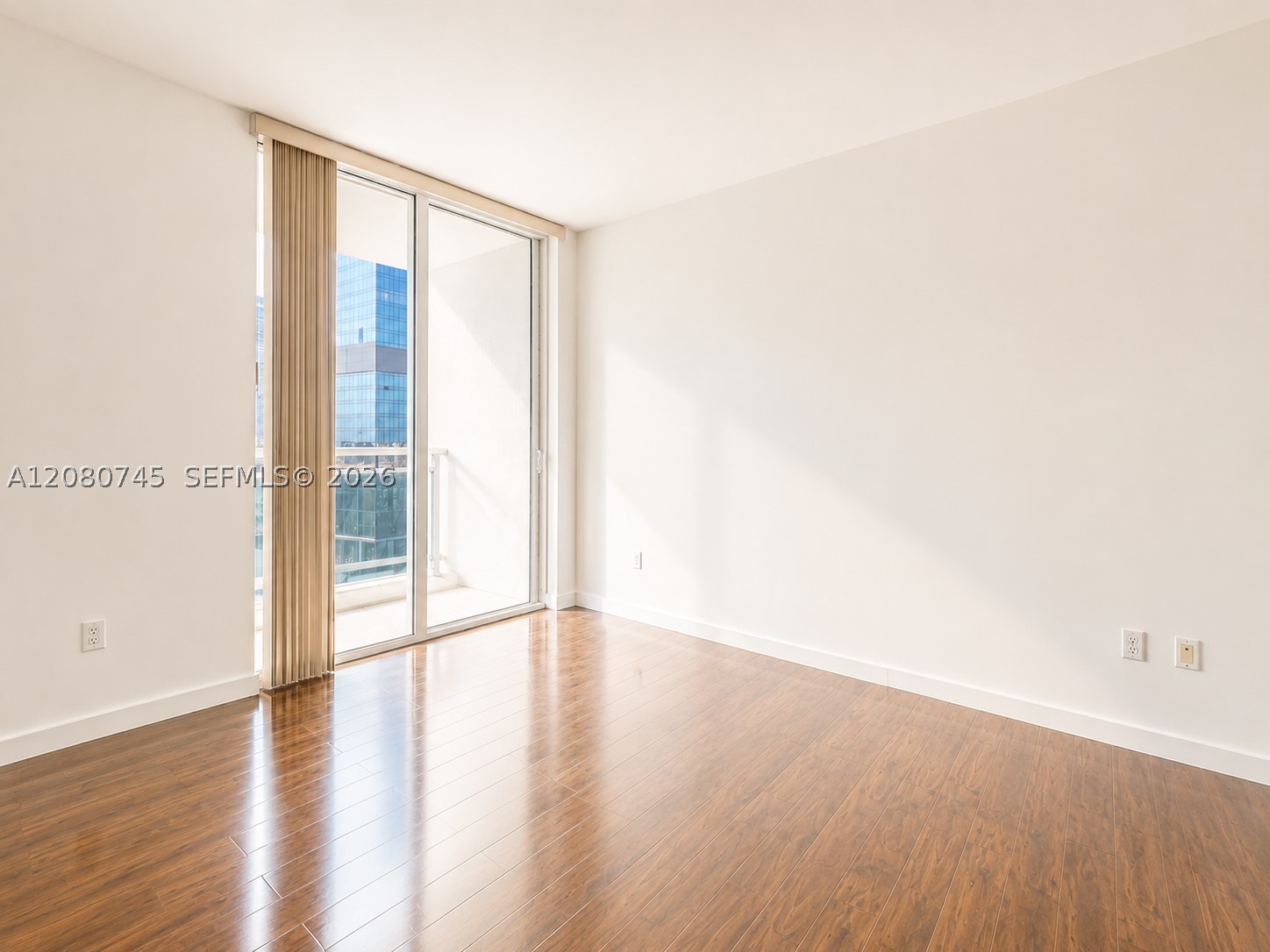 951 Brickell Ave #2407, Miami FL 33131