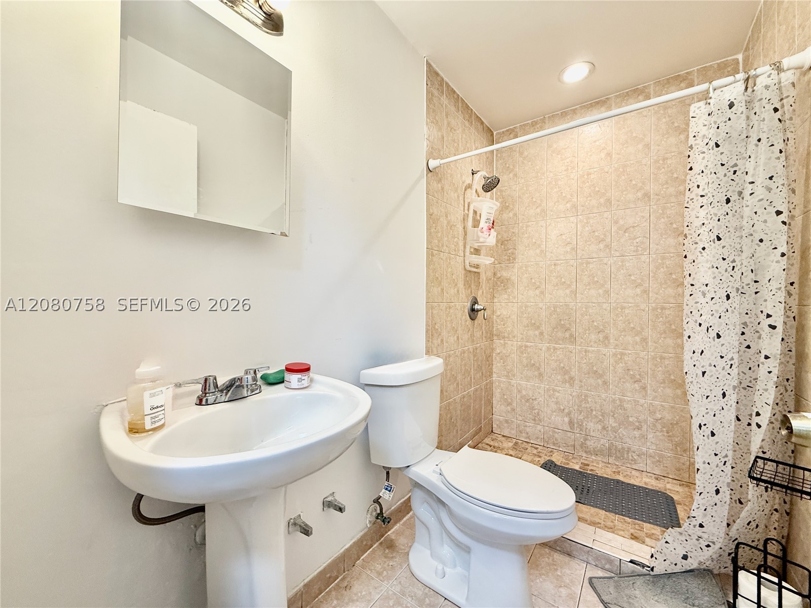 759 NW 70th St #2, Miami FL 33150