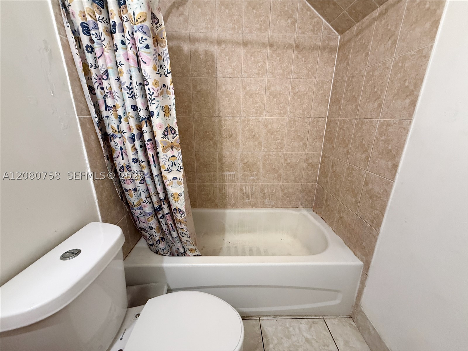 759 NW 70th St #2, Miami FL 33150