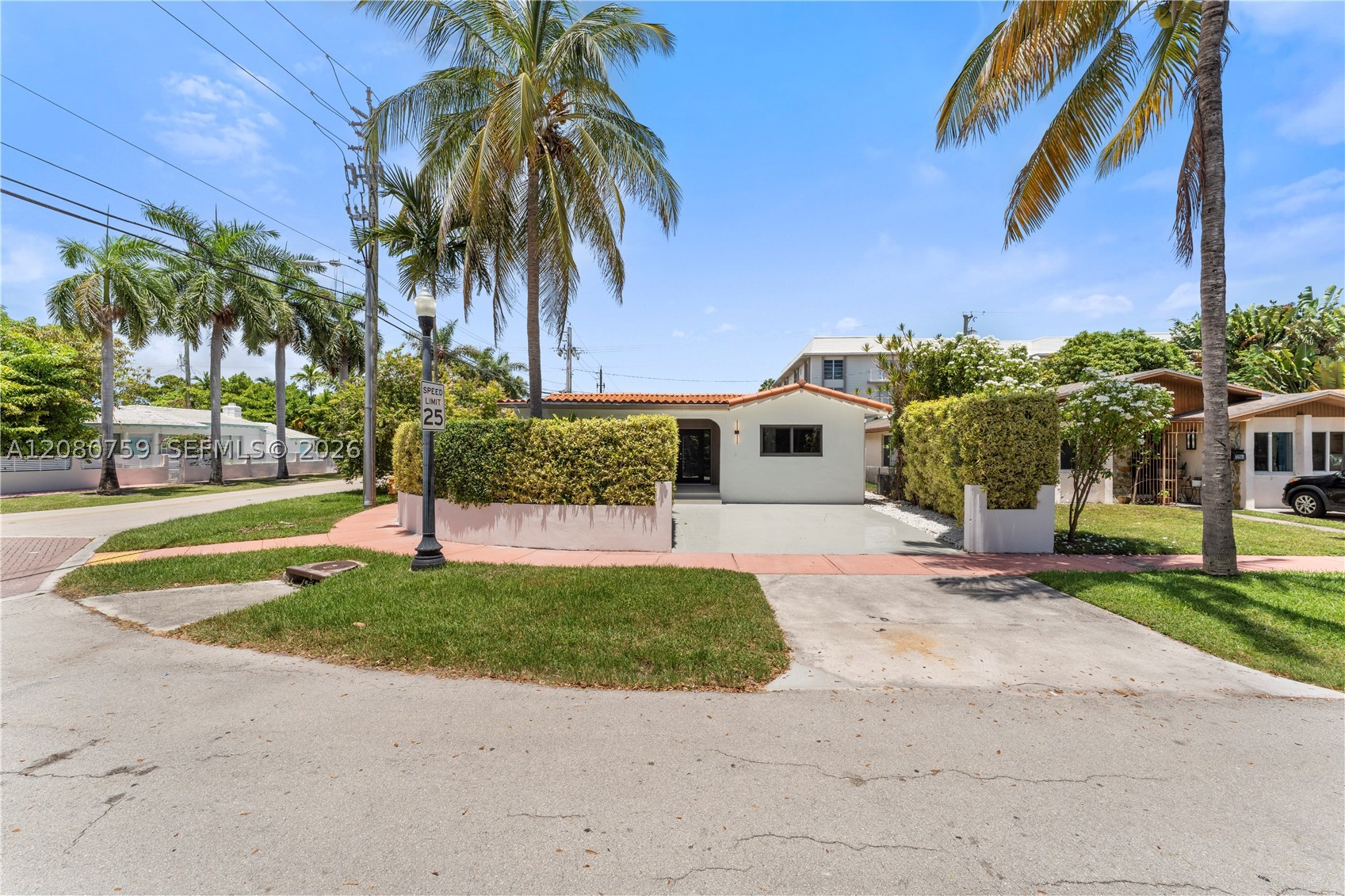1221 Biarritz Dr, Miami Beach FL 33141