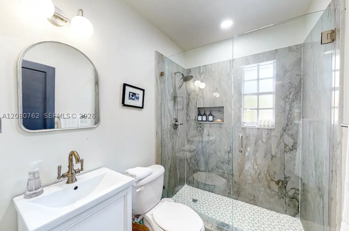 5751 SW 11th St, West Miami FL 33144