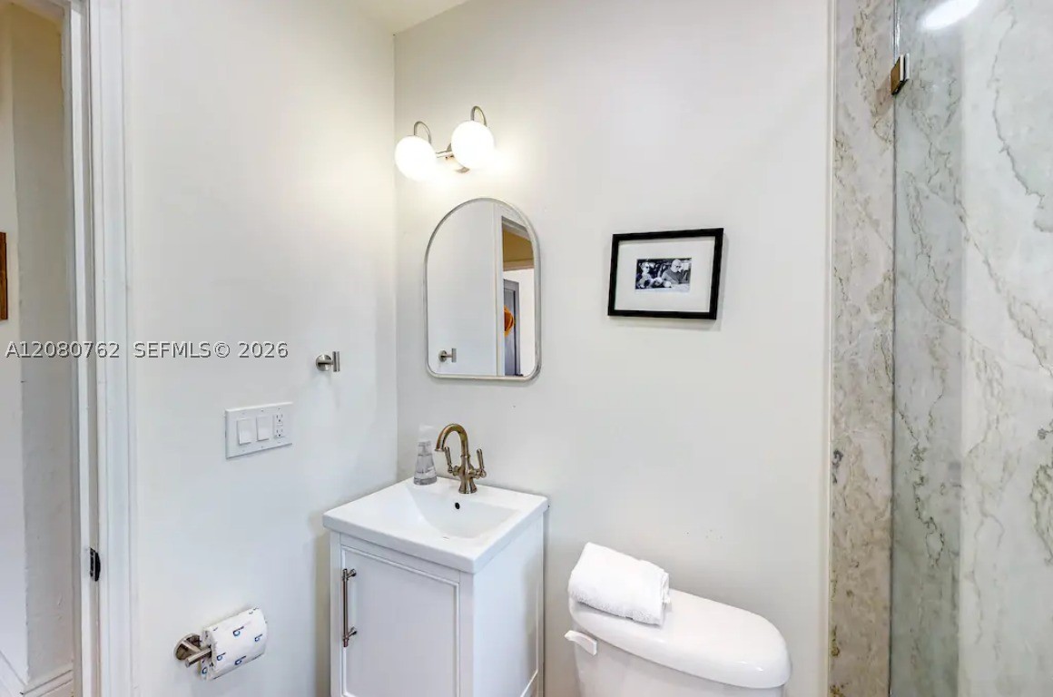 5751 SW 11th St, West Miami FL 33144