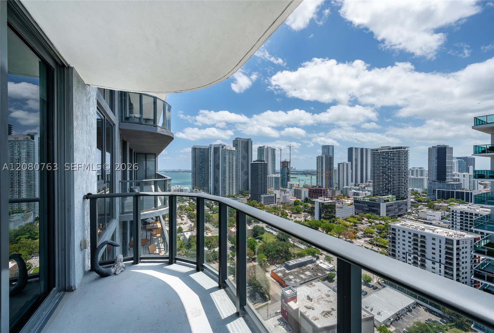 121 NE 34th St #3001, Miami FL 33137