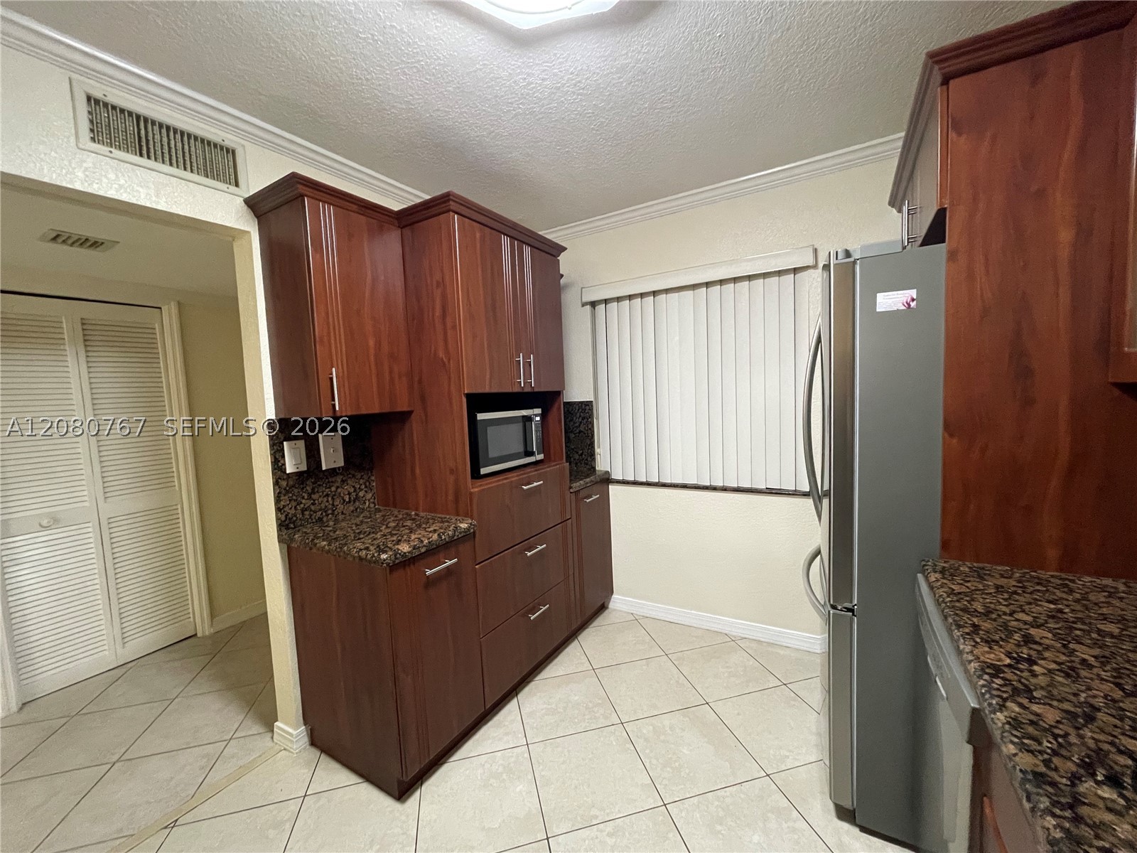 16240 Laurel Dr #101, Weston FL 33326