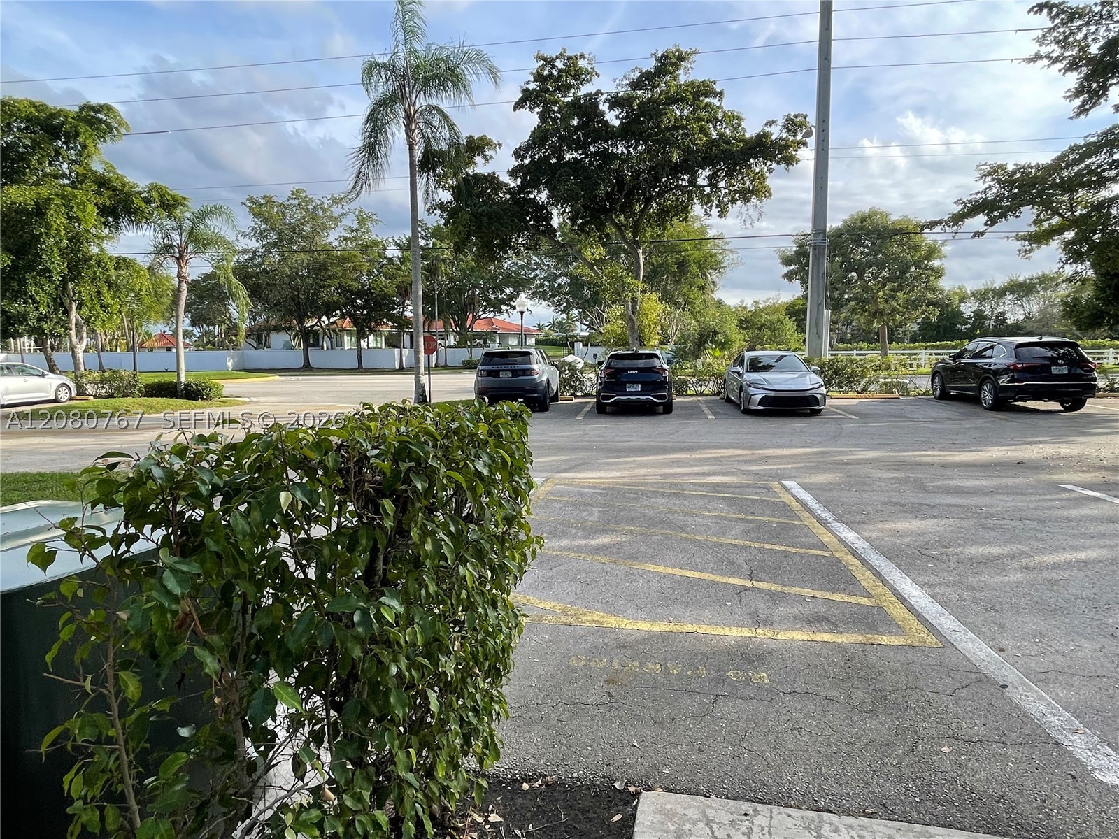 16240 Laurel Dr #101, Weston FL 33326