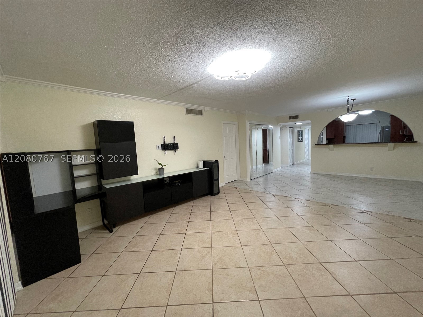 16240 Laurel Dr #101, Weston FL 33326
