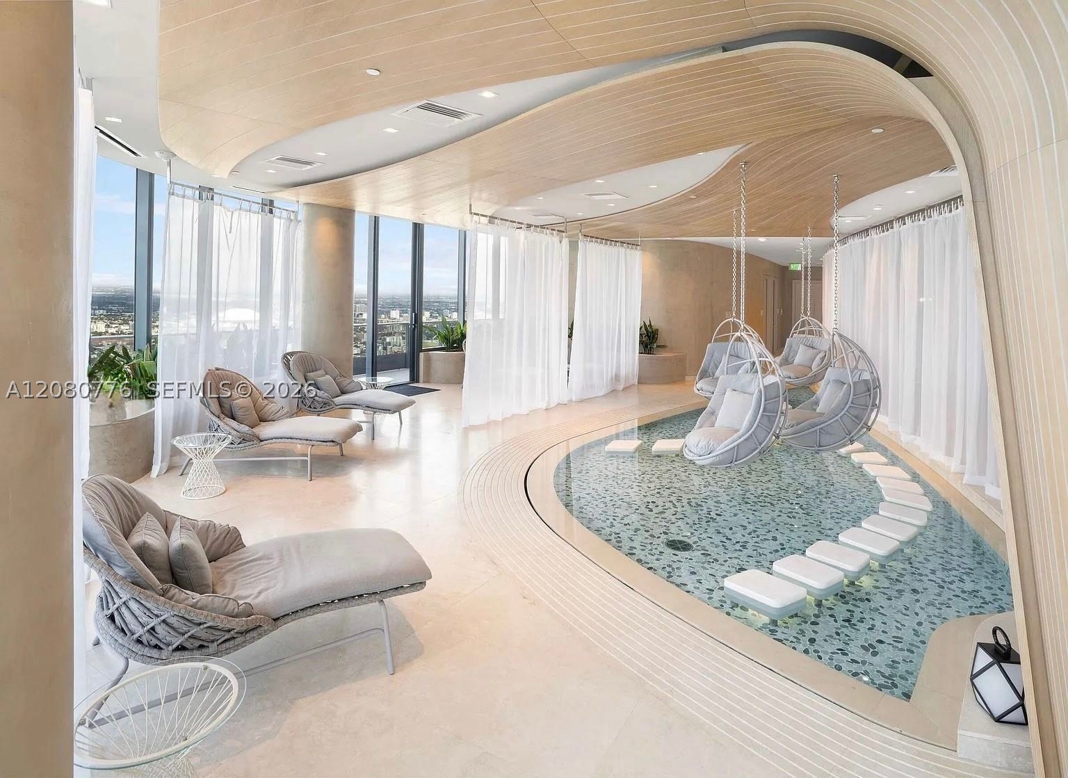 1000 Brickell Plz #4207, Miami FL 33131