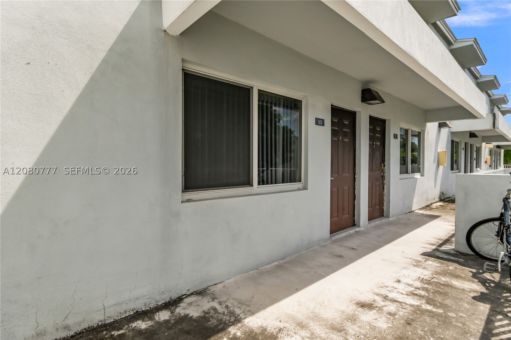 1990 NW 4th Ct #10, Miami FL 33136