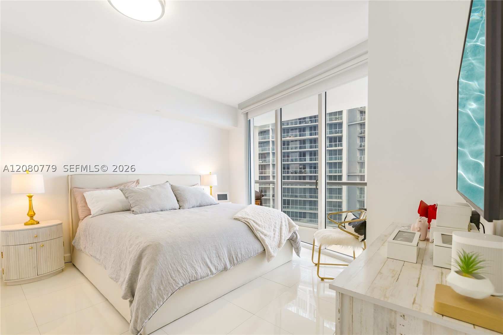 495 Brickell Ave #4704, Miami FL 33131