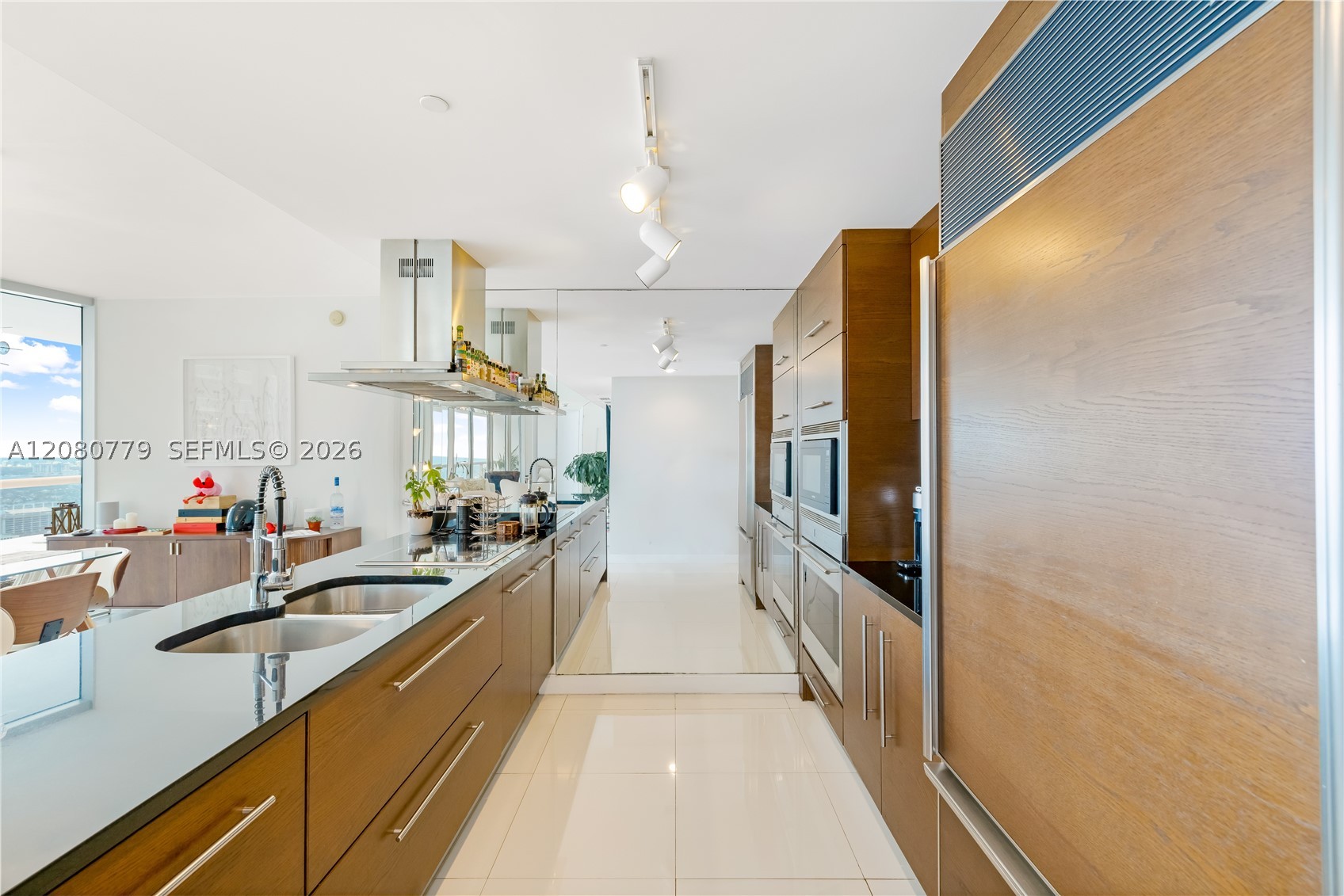495 Brickell Ave #4704, Miami FL 33131