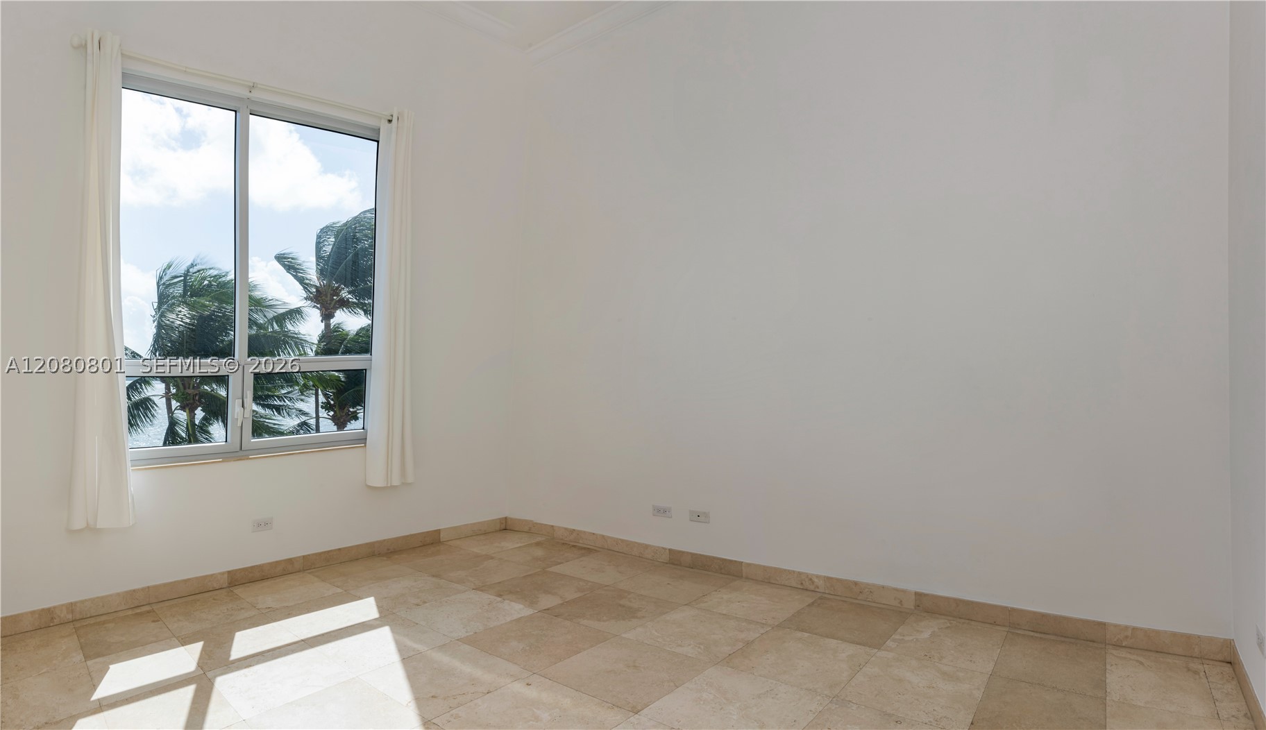808 Brickell Key Dr #404, Miami FL 33131