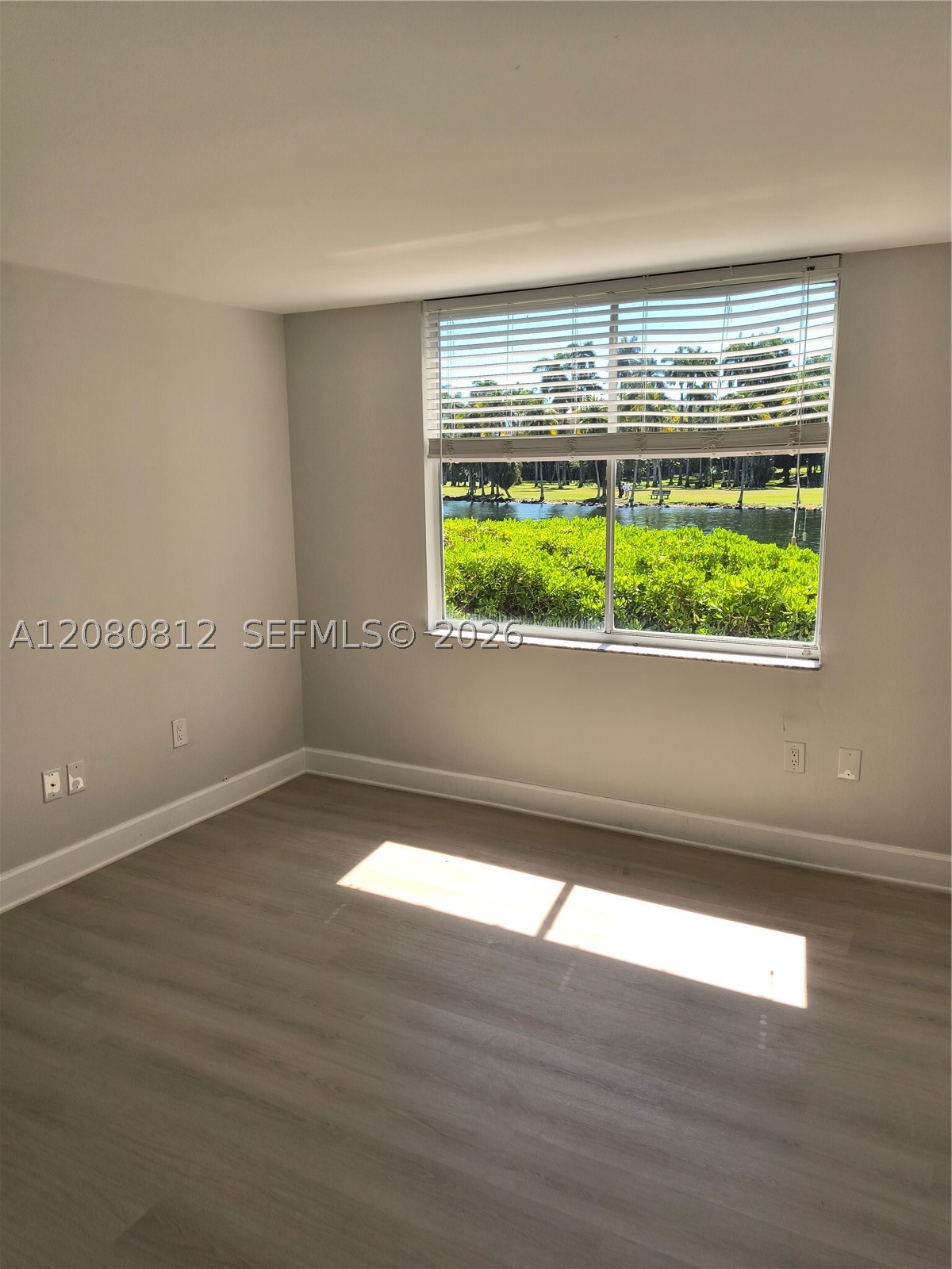 1740 NW N River Dr #120, Miami FL 33125