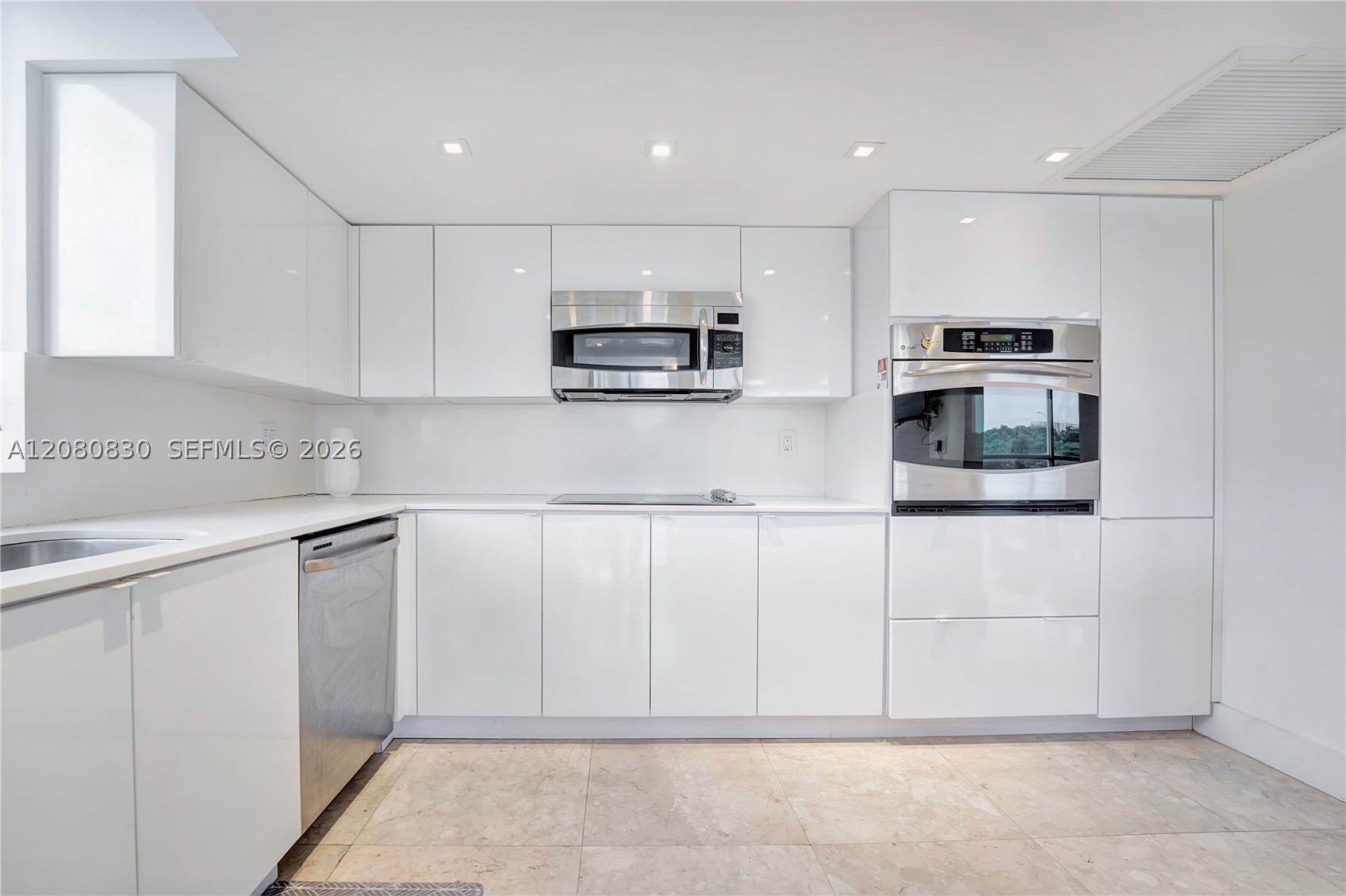 2025 Brickell Ave #706, Miami FL 33129