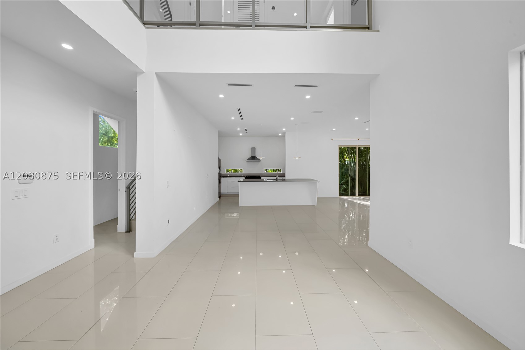 3253 Mcdonald St #3253, Miami FL 33133
