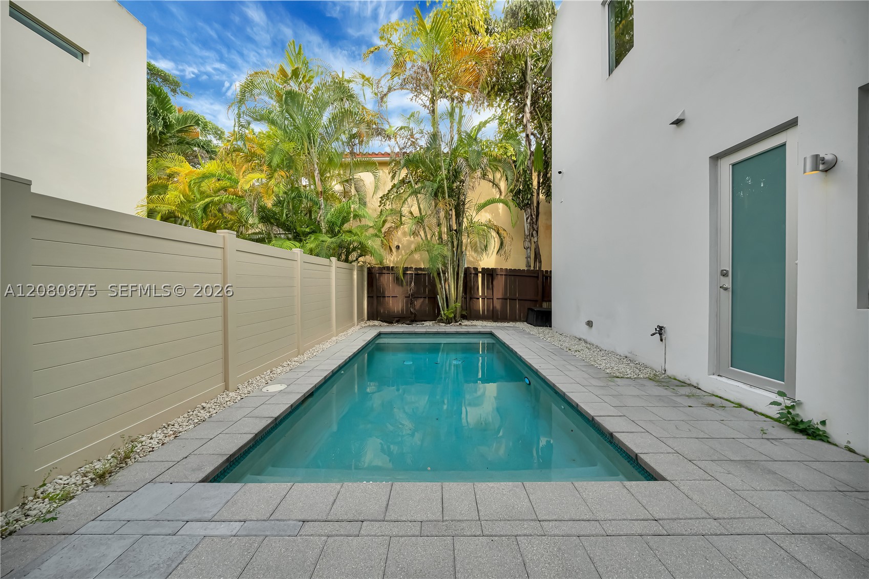 3253 Mcdonald St #3253, Miami FL 33133