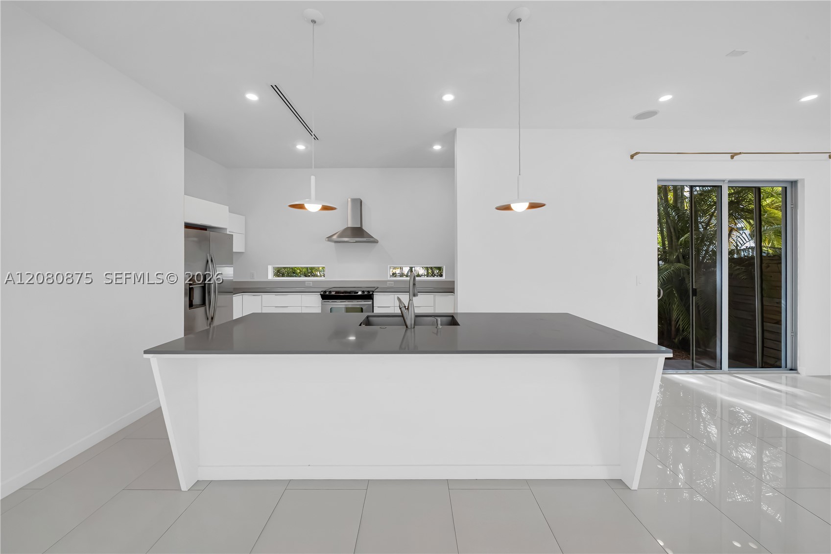 3253 Mcdonald St #3253, Miami FL 33133