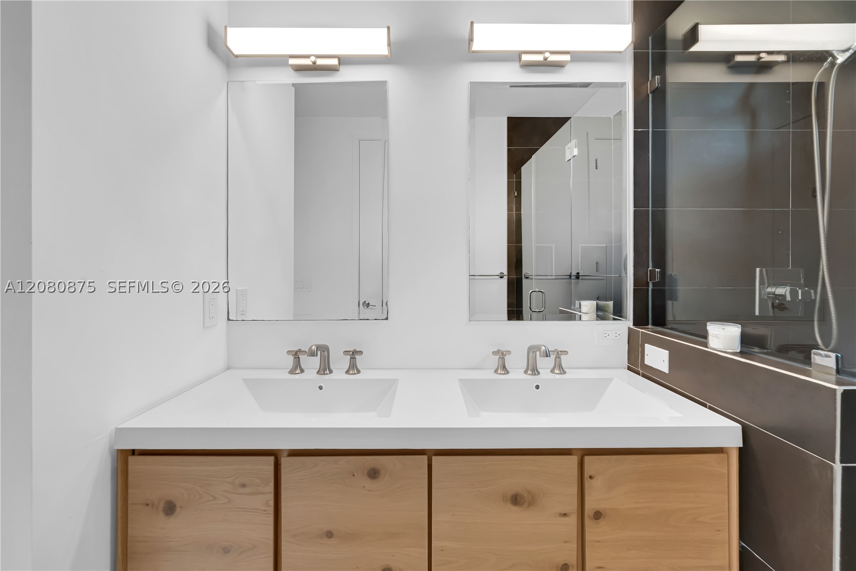3253 Mcdonald St #3253, Miami FL 33133