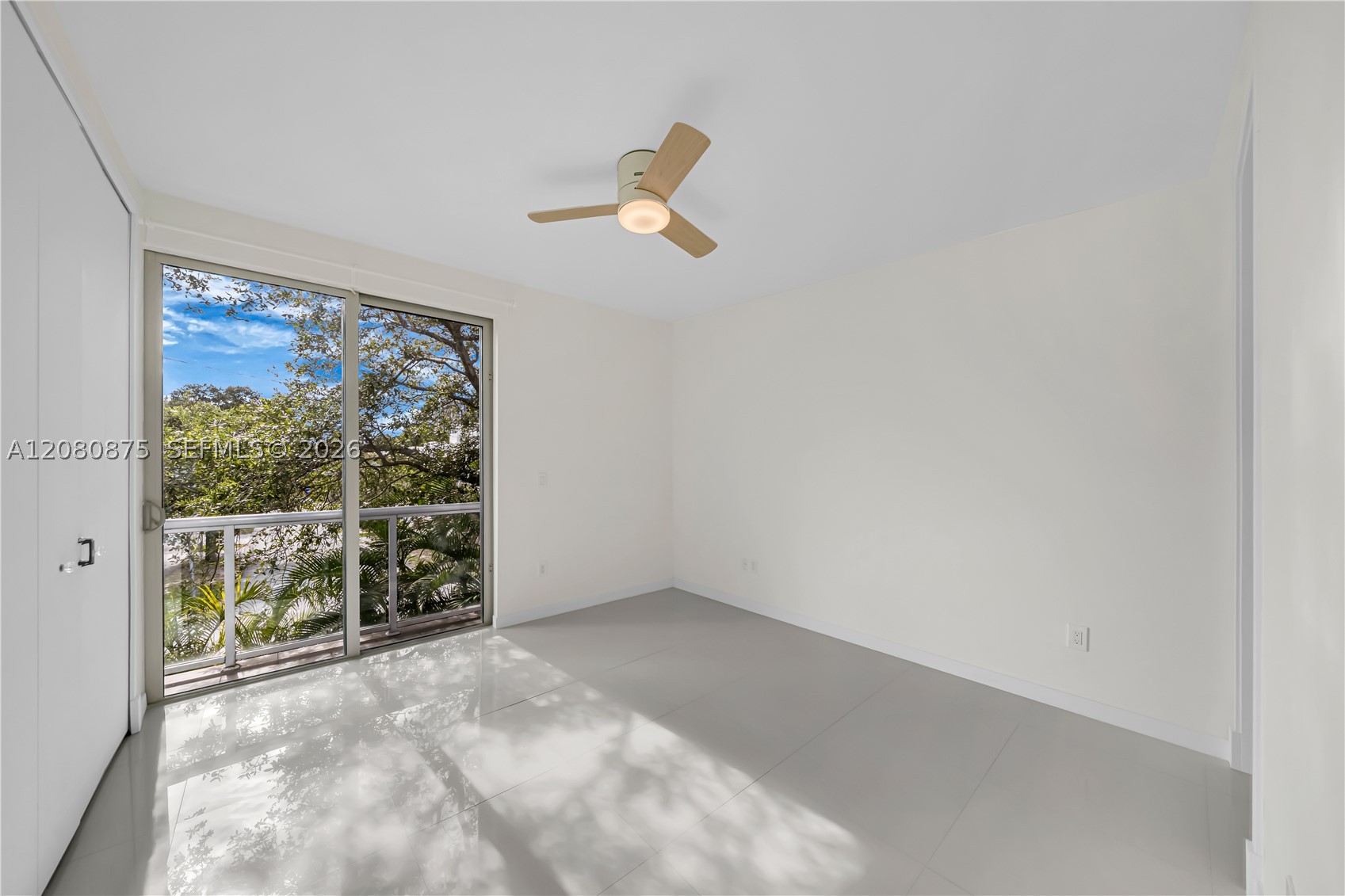 3253 Mcdonald St #3253, Miami FL 33133