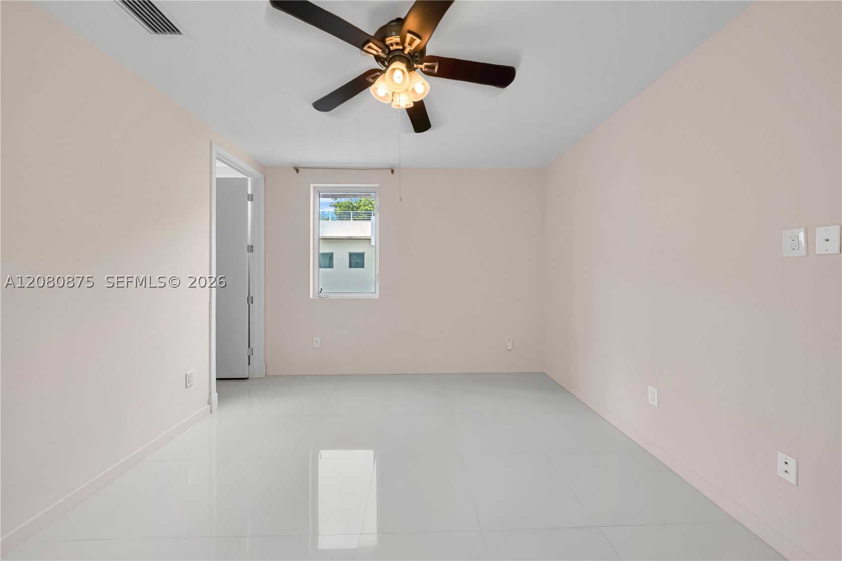 3253 Mcdonald St #3253, Miami FL 33133
