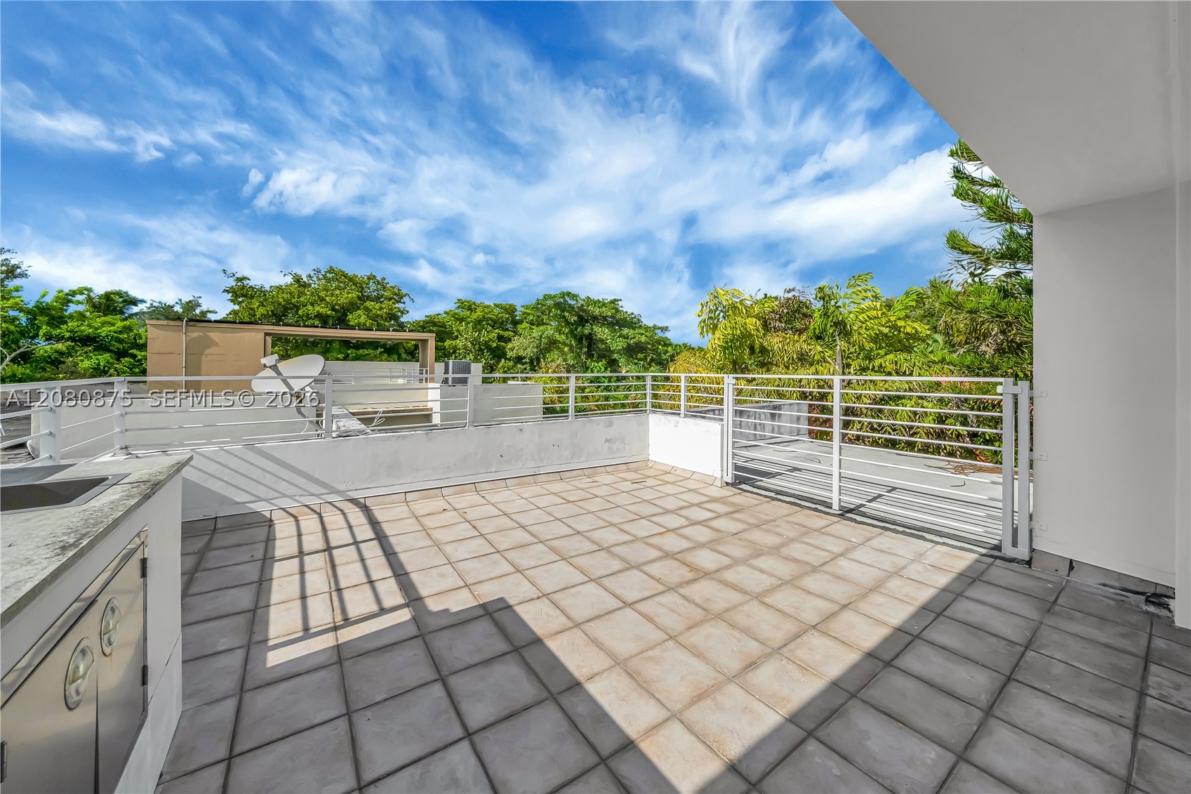 3253 Mcdonald St #3253, Miami FL 33133