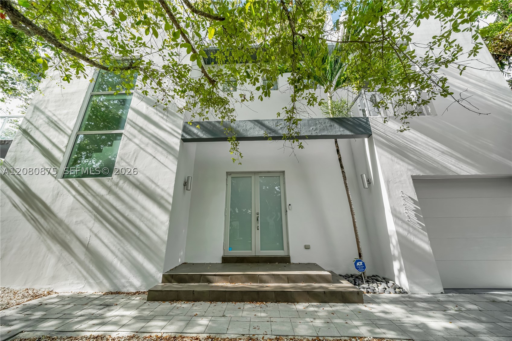 3253 Mcdonald St #3253, Miami FL 33133