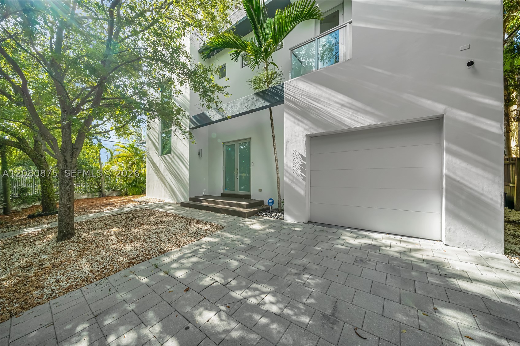3253 Mcdonald St #3253, Miami FL 33133