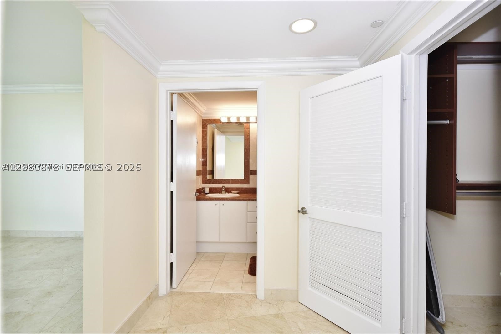 2475 Brickell Ave #1202, Miami FL 33129